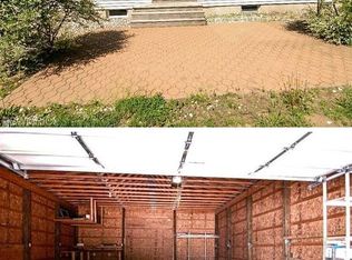 8140 Maple Hill Rd, Howard City, MI 49329