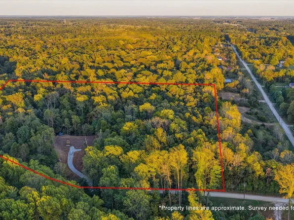 4098 N County Road 1500 Rd W, Linton, IN 47441