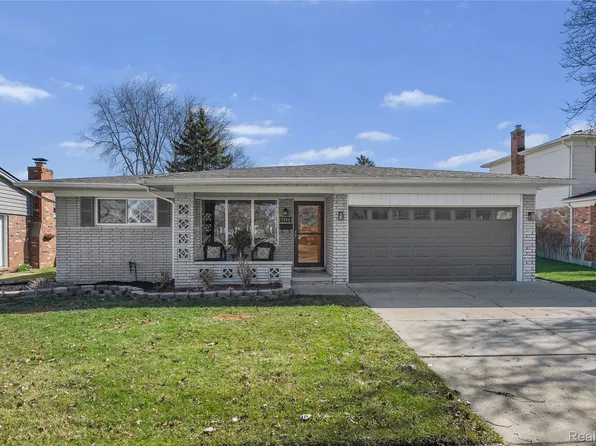 7264 Irongate Rd, Canton, MI 48187