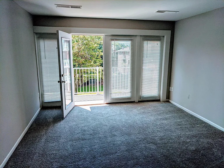 Fairfax Circle Villa — Photo 18