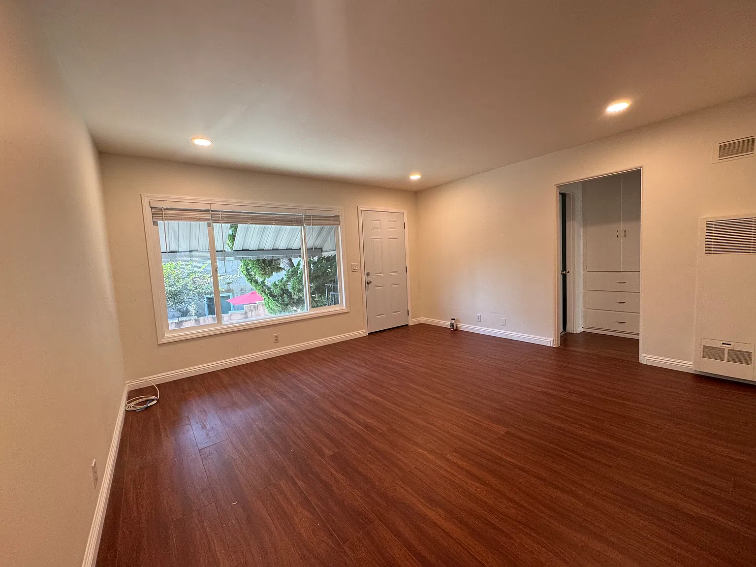 1 bed, 600 sqft, $2,500 — Photo 2