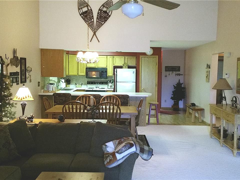 1st image of E530 W Hiawatha Dr #515