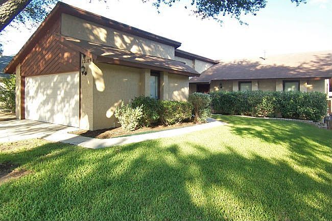 1st image of 12102 Vista Nogal St