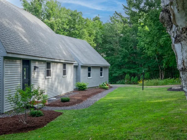 6 Dodge Mountain Road, Rockland, ME 04841