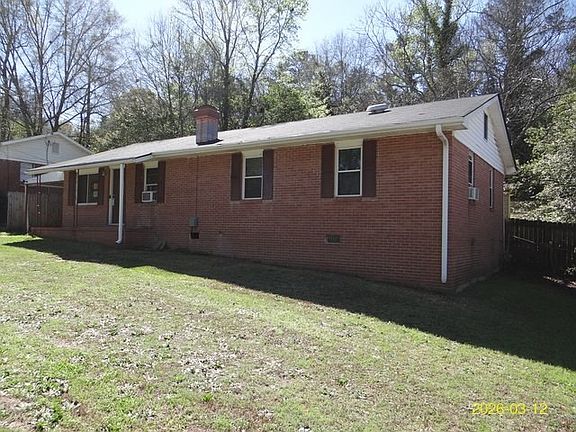 2nd image of 1053 Amber Dr