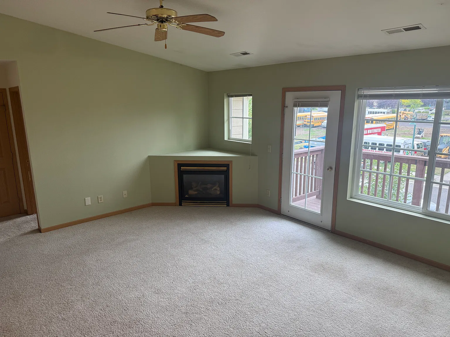3505 Fallon St — Photo 2