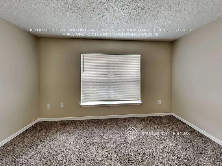 566 Kilimanjaro Dr — Photo 6