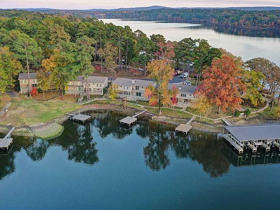 3rd image of 651 Peninsula 15 Hot