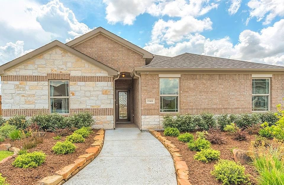 1st image of 15411 Trumball Manor Dr