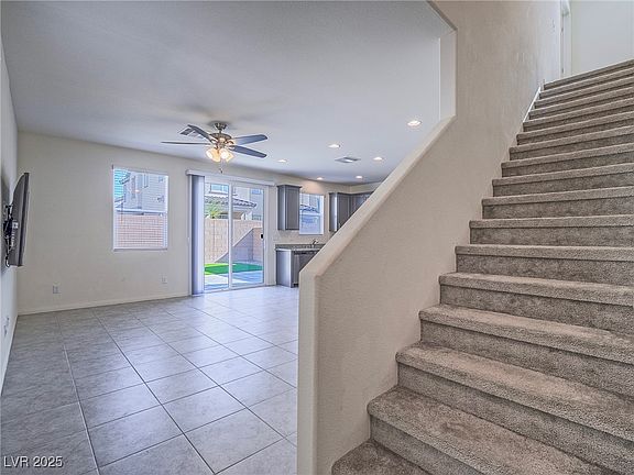 3rd image of 4550 Kali Lyn St
