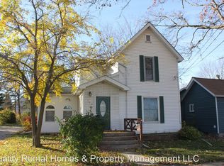 502 S Oak St, Durand, MI