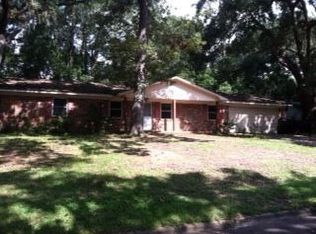 1613 Hedgefield Ct, Tallahassee, FL 32308