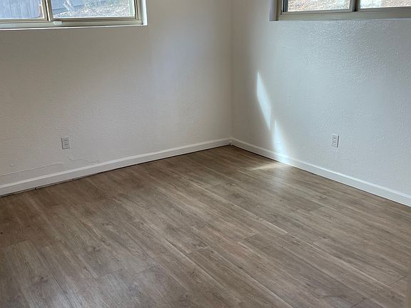 5th image of 2723 99th Ave