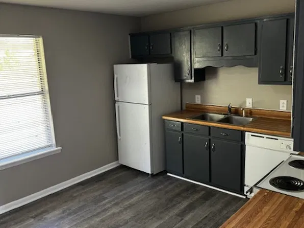 126 Pacific Way #27, Dalton, GA 30721