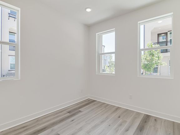 4th image of 2317 W Broadway #91