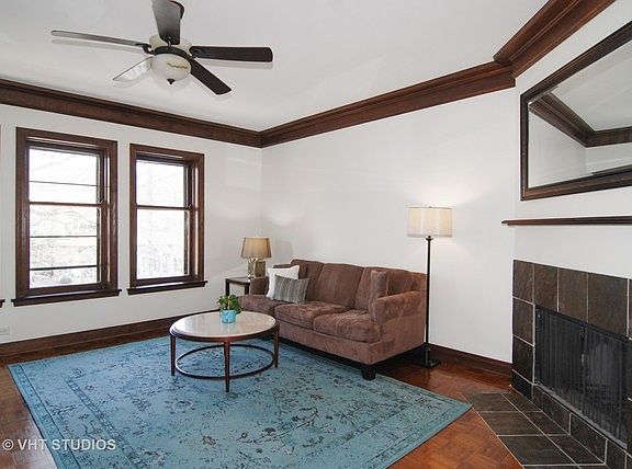 4th image of 949 Lake St Unit B2