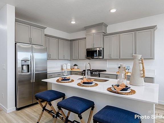 6th image of this home