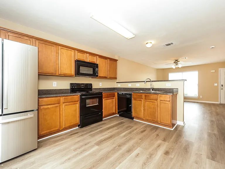 8034 Logan Dr — Photo 9