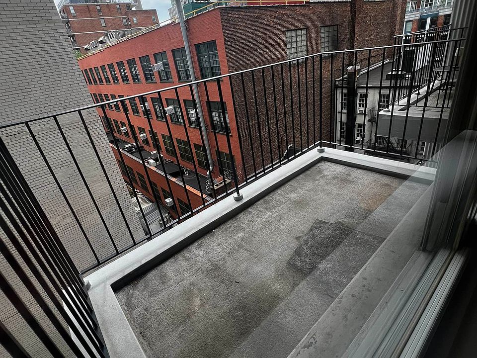 Building Photo 3