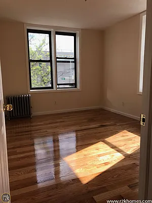 Rented by Realty 2000 Corp | media 9