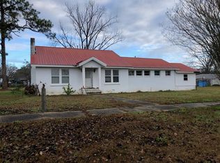 211 6th Ave, Rochelle, GA 31079