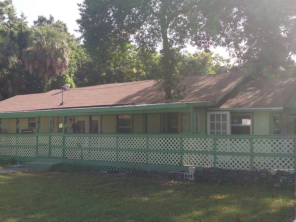 1st image of 810 Lexington Blvd