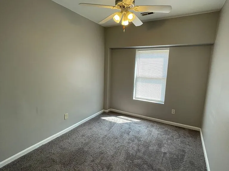 3133 Magnolia 2727 Michigan — Photo 15