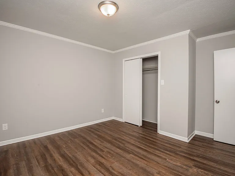 609 E Inskip Dr #6 — Photo 11