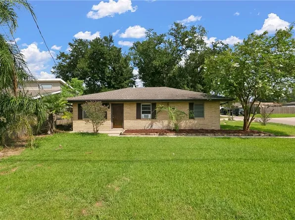 227 Barton Ave, Luling, LA 70070