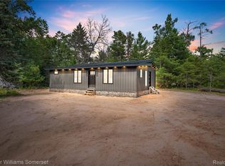 202 Antelope Dr, Prudenville, MI 48651