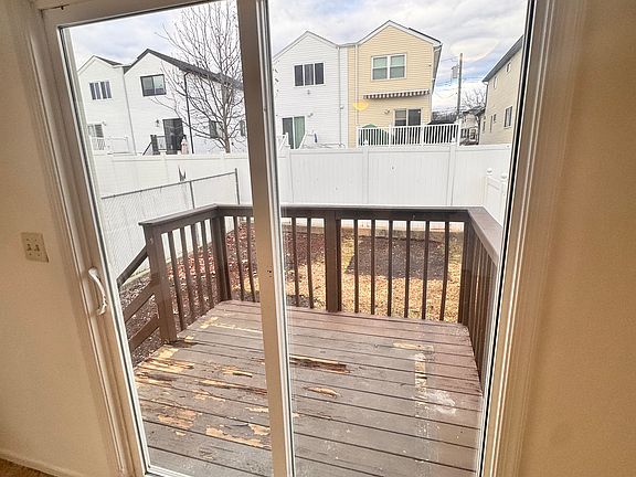 5th image of 110 Churchill Ave Floor 1