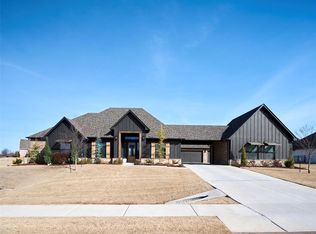915 Villaverde Dr, Norman, OK 73071