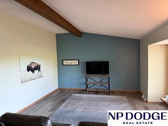 2nd image of 2838 Reed Ln