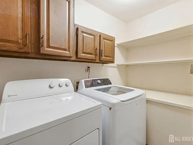 490 S Randolphville Rd — Photo 10