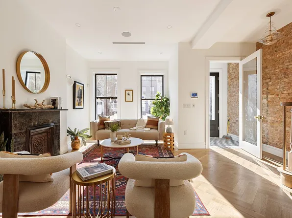 427 Quincy St, Brooklyn, NY 11221