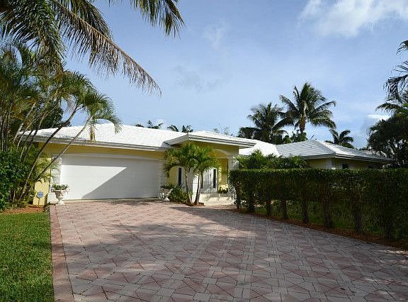 5th image of 1025 Seagate Dr
