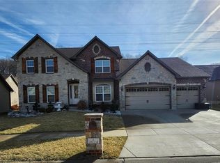 1024 Bridlewood Valley Point, High Ridge, MO 63049