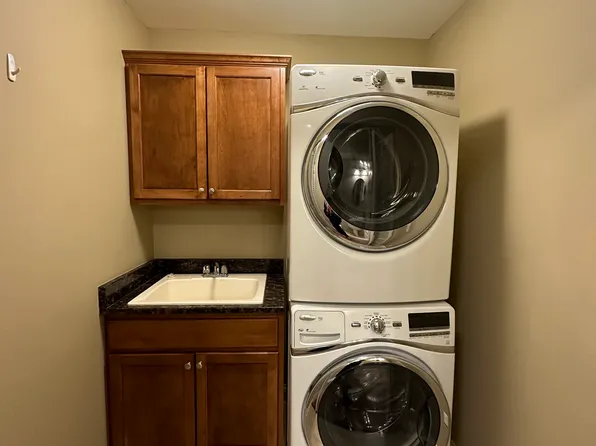 5N426 Rohlwing Rd #1, Itasca, IL 60143