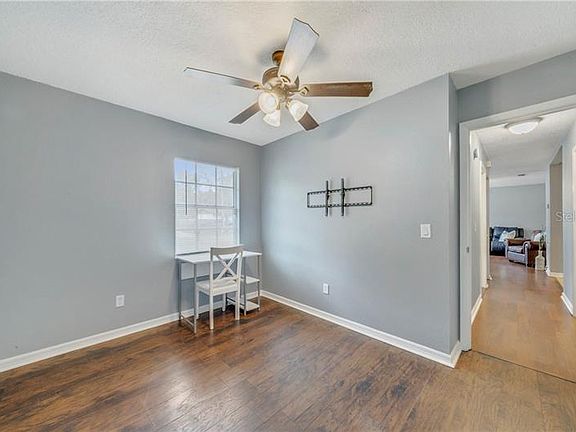 5th image of 351 Dogwood Ave
