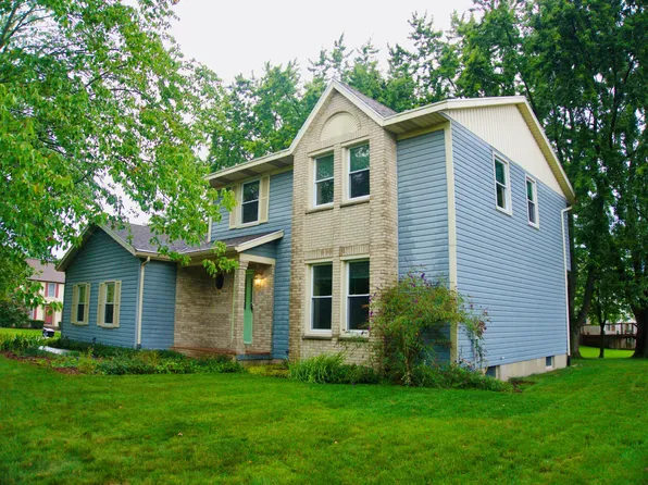 2191 Wolfboro Dr SE, Kentwood, MI 49508