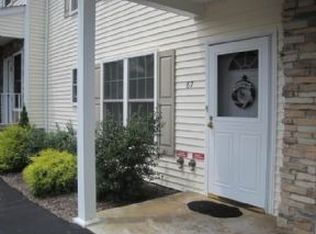 67 Aveonis Ct, Fishkill, NY 12524