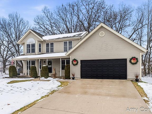 4th image of 1006 Goodsell St