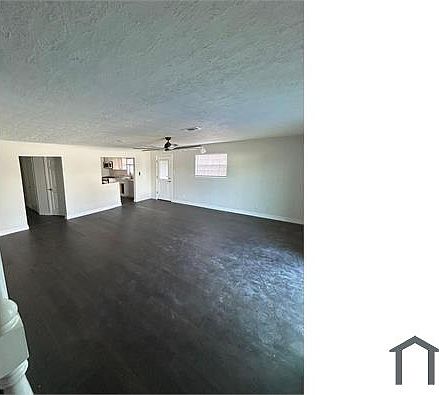 4th image of 2601 Creston Dr