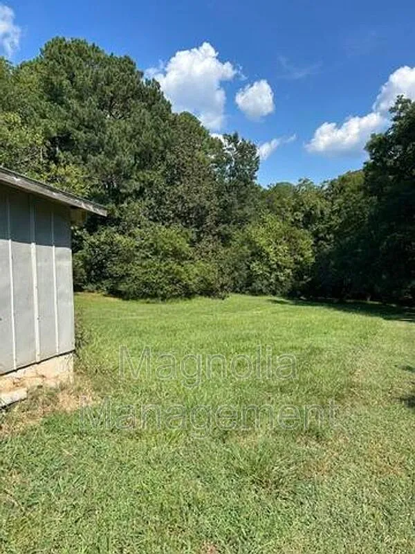 4 bed, 3.0 bath, $2,400 — Photo 4