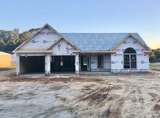 635 W Oconee St, Chesnee, SC 29323