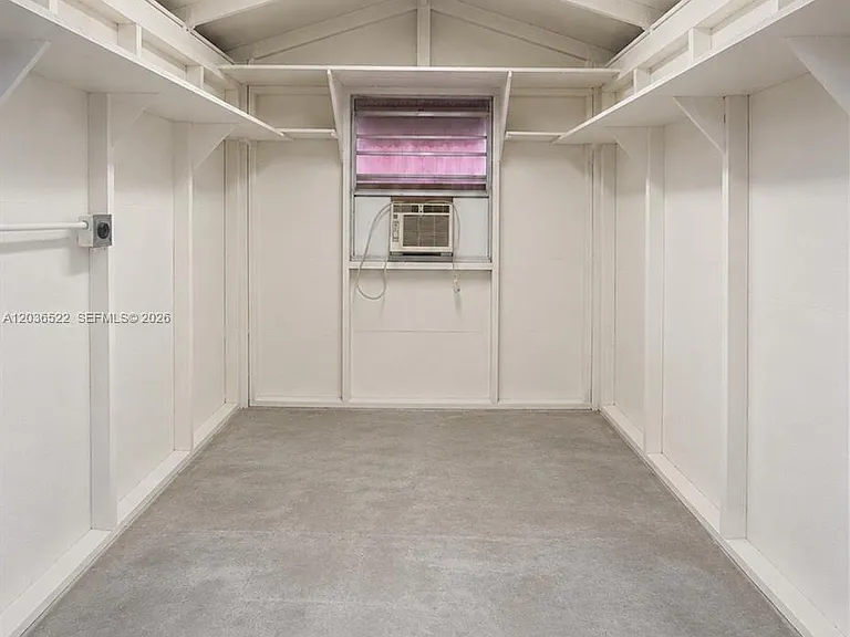 1005 SW 30th St #1007 — Photo 13