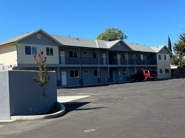 736 Poplar Ave #1