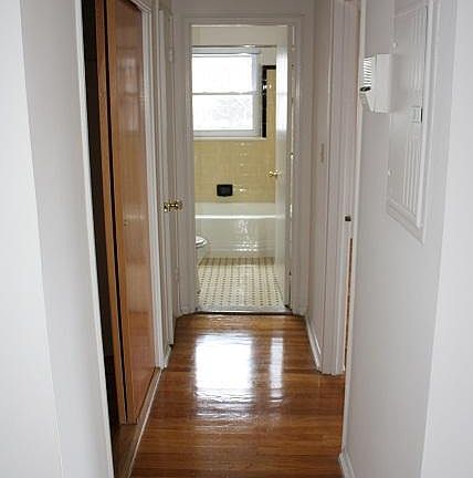3rd image of 106 E Manning St APT 2A