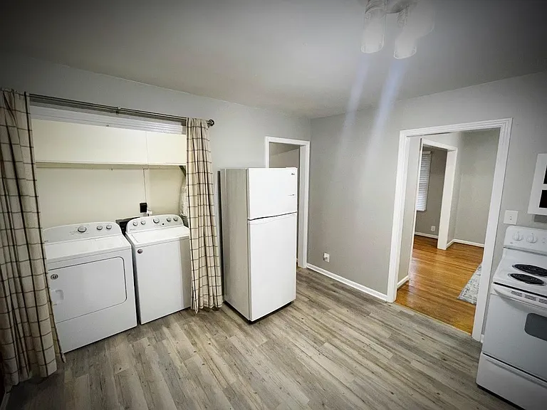 45 E Caldwell Ave — Photo 6