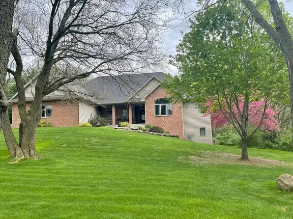 13237 West Travis Trace, Evansville, WI 53536